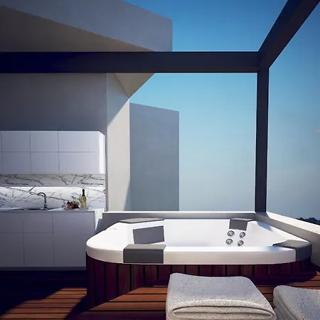 Noemia Luxury Pool Villa