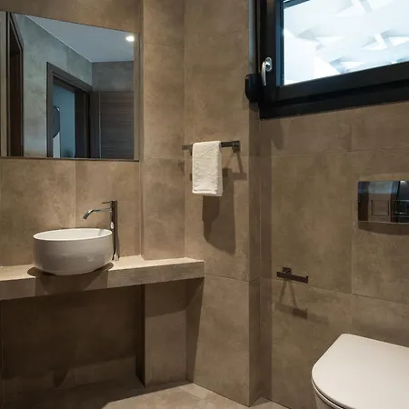 Noemia Luxury Pool *