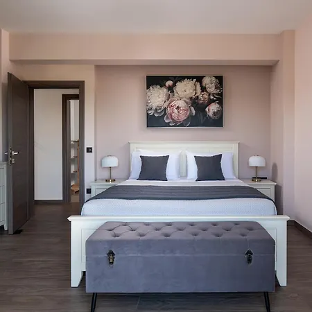 Noemia Luxury Pool Nikiti (Sithonia)